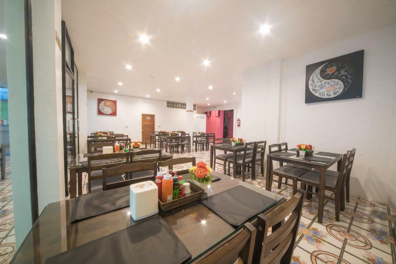 Panda Hostel Phuket (Adults Only) Patong Exterior photo